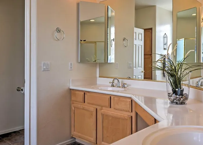 North Phoenix W/ Pool: Hike, Swim & Shop! * Anthem